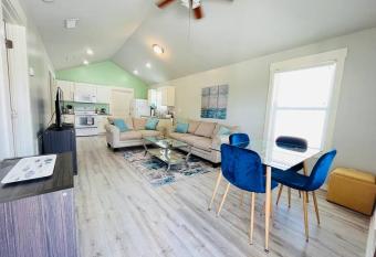 Family Friendly Coastal Getaway with Pool access has Balcony rooms