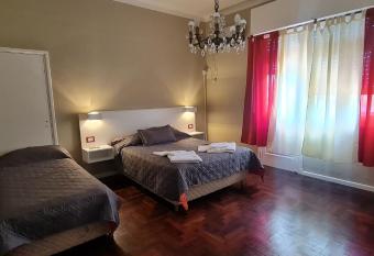 Alojamiento La Floresta, 3 ambientes para 5 personas has Balcony rooms