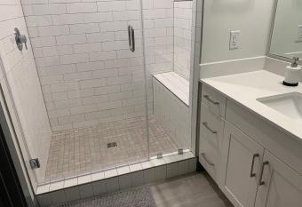 Beautiful Uptown Condo allows 18 year olds to book a room