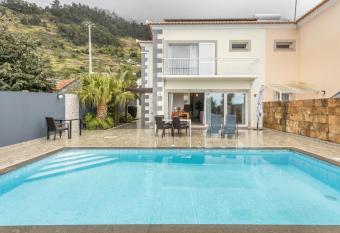 Villa Nazar   22 has Balcony rooms