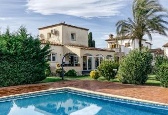 La Haya has Balcony rooms