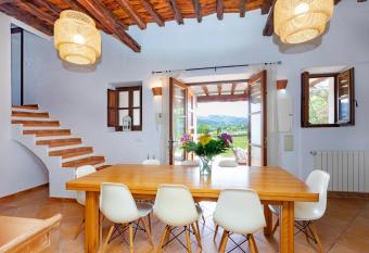 Sa Vinya has Balcony rooms