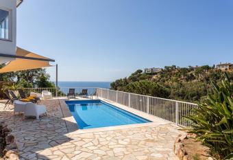 Casa Escorpi  n has Balcony rooms