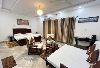 Alibaba   s Indiana Homestay has Balcony rooms
