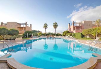 Vitoria Boulevard T2 has Balcony rooms