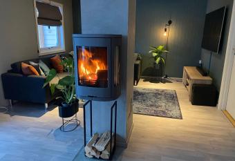 Polar Arctic Luxury House - Free parking has rooms with a private hot tub