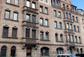 Lovely Apartment close to the Heart of N  rnberg has Balcony rooms