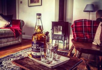 Folly View - Private, peaceful apartment with stunning views. has Balcony rooms