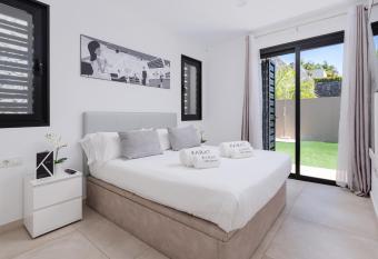 Karat   tico Siam Skies has Balcony rooms