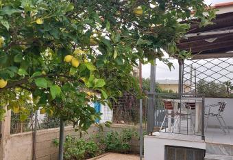 Melina s comfort rustic home has Balcony rooms