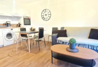 Le Puit Fleury - T3 - Ville has Balcony rooms