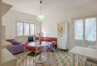 Casa Dario has Balcony rooms