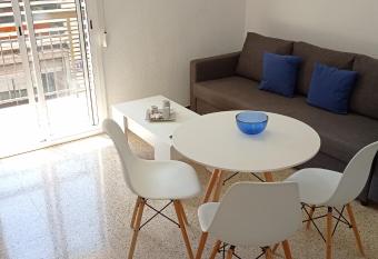 Apartamento el Mercat 3 has Balcony rooms