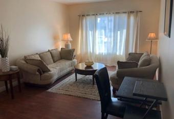 Immaculate 3 bedroom near West Edmonton mall has Balcony rooms