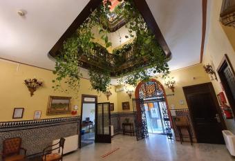 Casona de San Andr  s allows 18 year olds to book a room