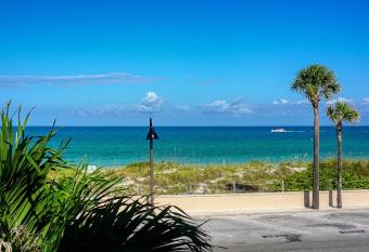 Historic Pass-A-Grille Beach Club Gulf Way Pool has Balcony rooms