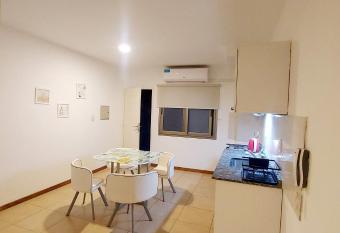 Monoambiente PB Segundino Navarro allows 18 year olds to book a room