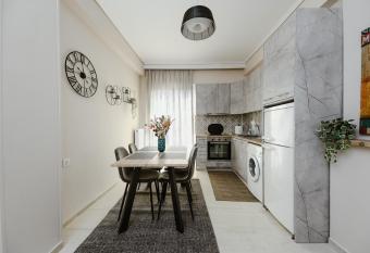 Town Place has Balcony rooms