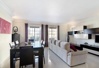 Apartamento T3 Quinta do Rom  o has Balcony rooms