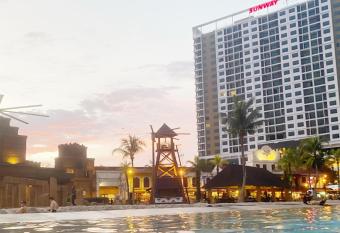 Sunway Onsen COSY HOME Tambun Ipoh has Balcony rooms