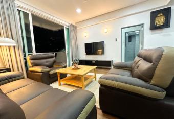 [DW LH] Kempas GVR Family Suite Genting Highland allows 18 year olds to book a room
