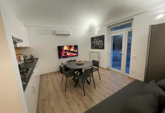 Appartamento Tot   has Balcony rooms