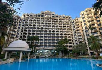 Riviera Bay Resort Condominium has Balcony rooms