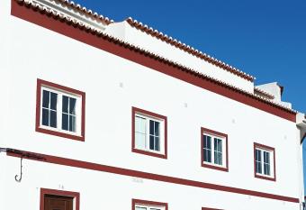 SulSeixe Guesthouse allows 18 year olds to book a room