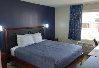 Economy 7 Inn Hampton has Smoking rooms