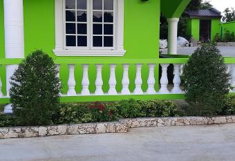 PESHERES INN & SPA has Balcony rooms