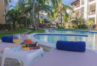 Nautilus apartamento ejecutivo 1 Hab piscina y a pasos de la playa allows 18 year olds to book a room