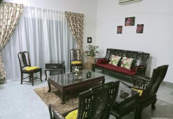 VM Rose Cottage has Balcony rooms