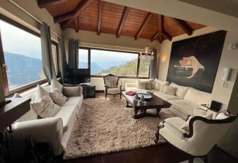 Araxova villa ELGREKO allows 18 year olds to book a room