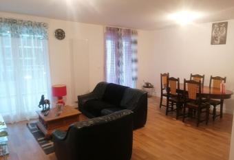 Super appartement. allows 18 year olds to book a room