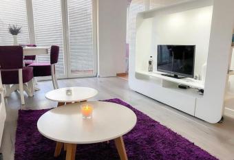 Stan na dan Mima has Balcony rooms