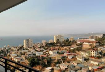 Lindo y c  modo depa familiar has Balcony rooms