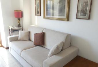 La dimora degli Angeli has Balcony rooms