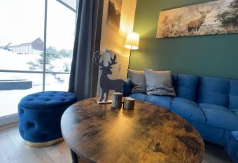 Ferienwohnung Augenblick allows 18 year olds to book a room