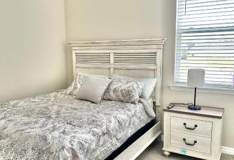Nice brand new room allows 18 year olds to book a room