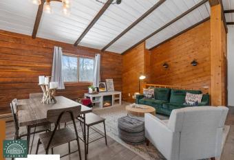 Cozy Cabin at Cloverdale Cabins allows 18 year olds to book a room