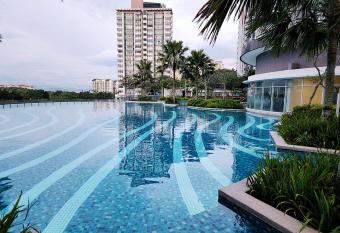 Putrajaya Dwiputra 6 Plus 1 PAX Blissful Suite has Balcony rooms