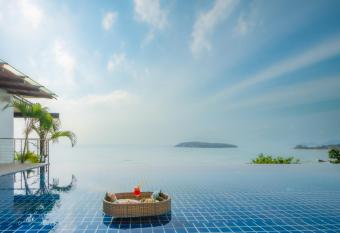 Bluemango Pool Villa & Resort Koh Samui has Balcony rooms