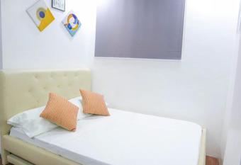 Brand New Cozy Condotel allows 18 year olds to book a room