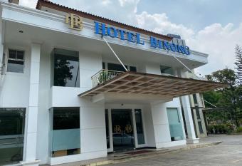 Hotel Binong near Siloam Lippo Karawaci, Tangerang has Balcony rooms