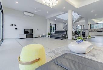 Nest Villa at Kinaro River Side Villas has Balcony rooms