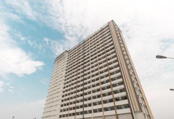 Deluxe Suites Skyview with Infinity Pool has Balcony rooms