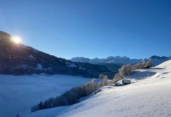 Nicht mehr verf  gbar hier has rooms with a private hot tub