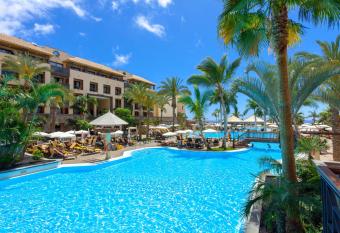 GF GRAN COSTA ADEJE***** has Balcony rooms