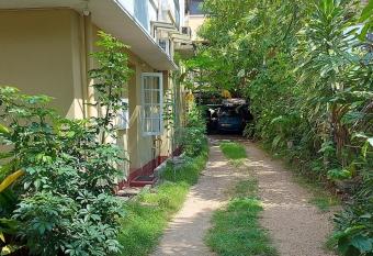 1 bedroom Claessen Place Annex allows 18 year olds to book a room