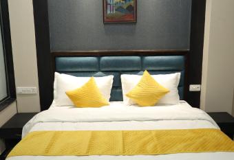 Hotel the bell allows 18 year olds to book a room